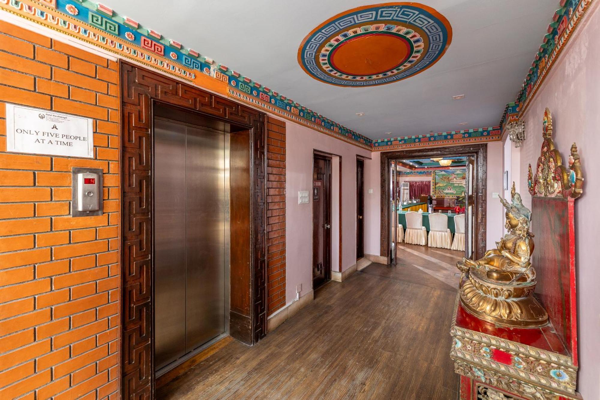 קטמנדו Hotel Marshyangdi מראה חיצוני תמונה